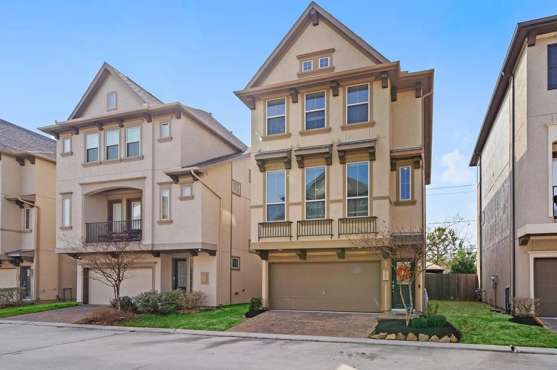 Photo of 1509 Grayson Oaks Place