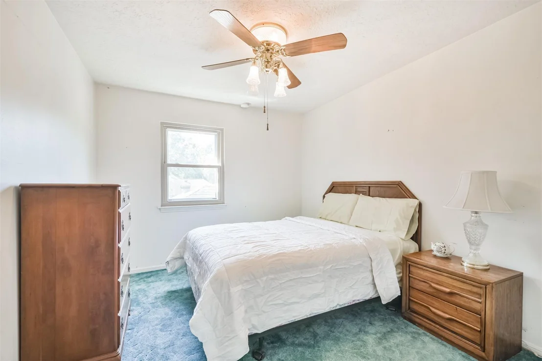 Photo of 1602 N Hollow Drive