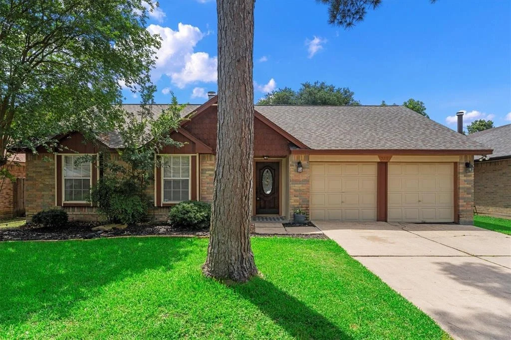 Photo of 5211 Pimberton Lane