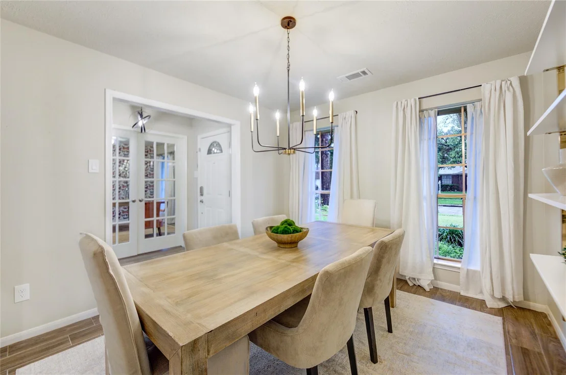 Photo of 2323 Foundary Drive