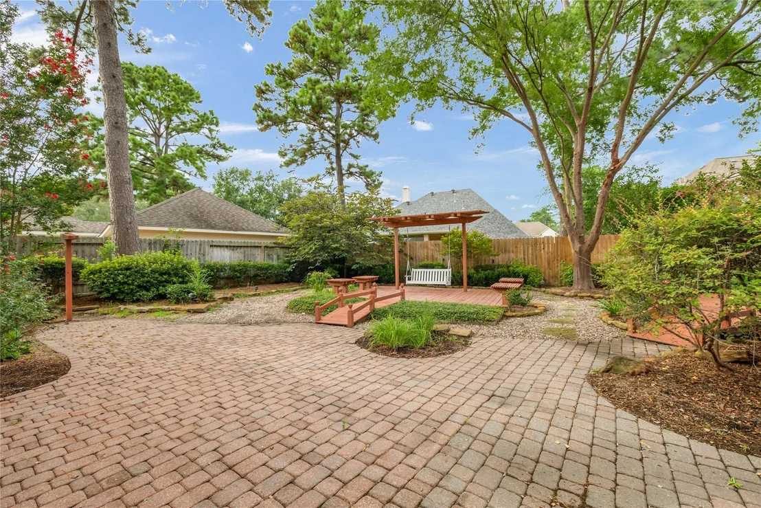 Photo of 6518 Briarstone Lane