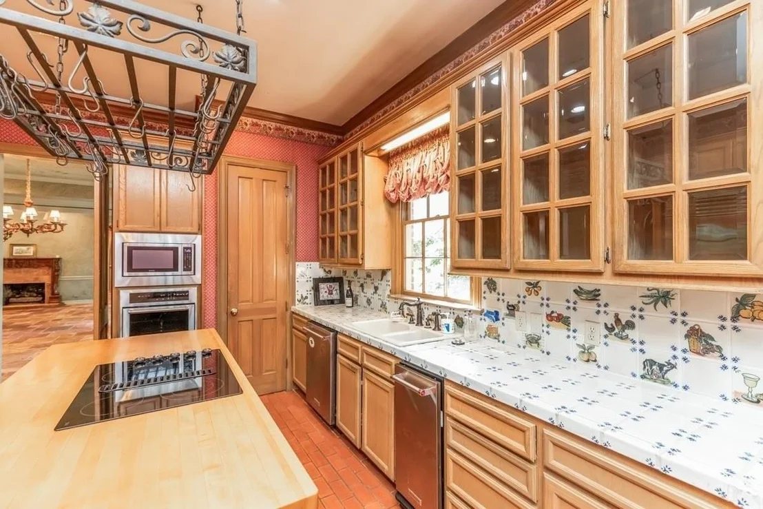 Photo of 725 Thomas Road