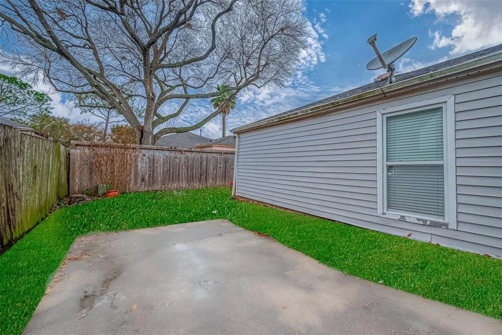 Photo of 2718 Ashford Oak Drive