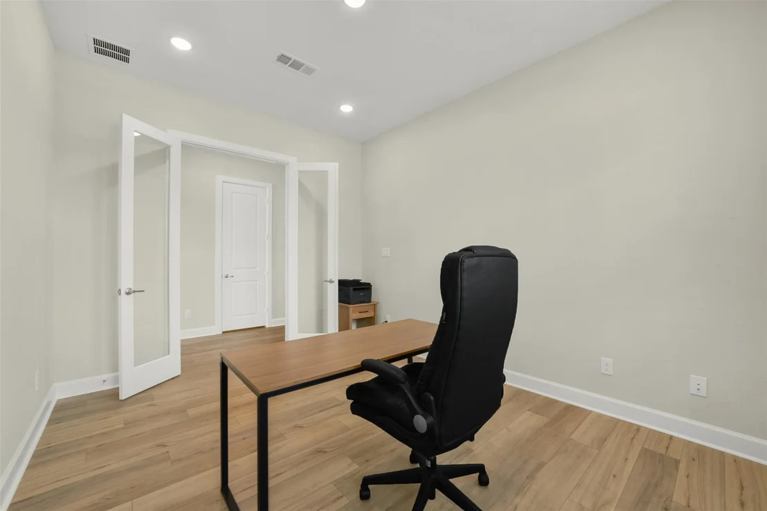 Photo of 1702 Spring View