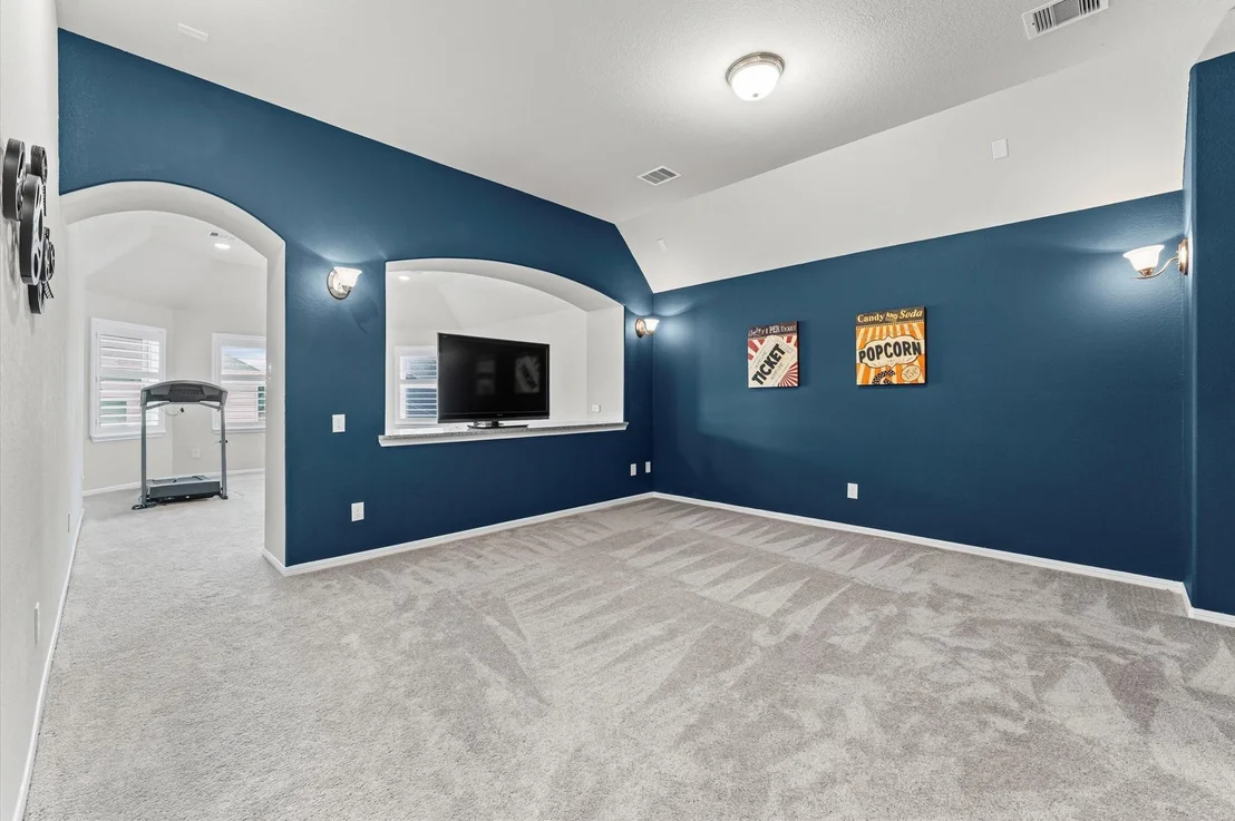 Photo of 5811 Euclid Loop