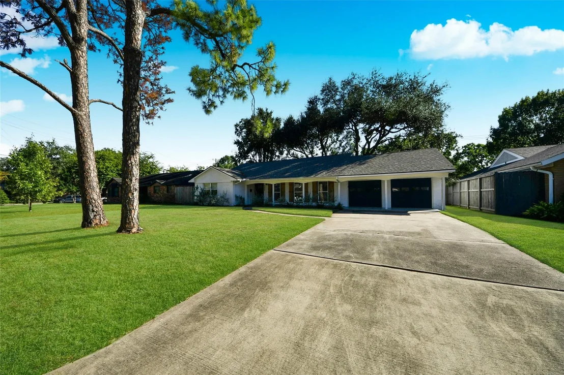 Photo of 5605 Flack Drive