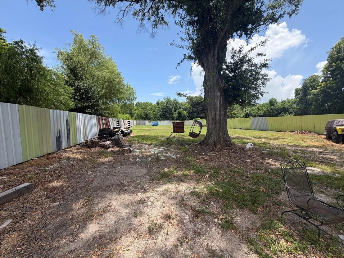 Photo of 9727 Radio Street