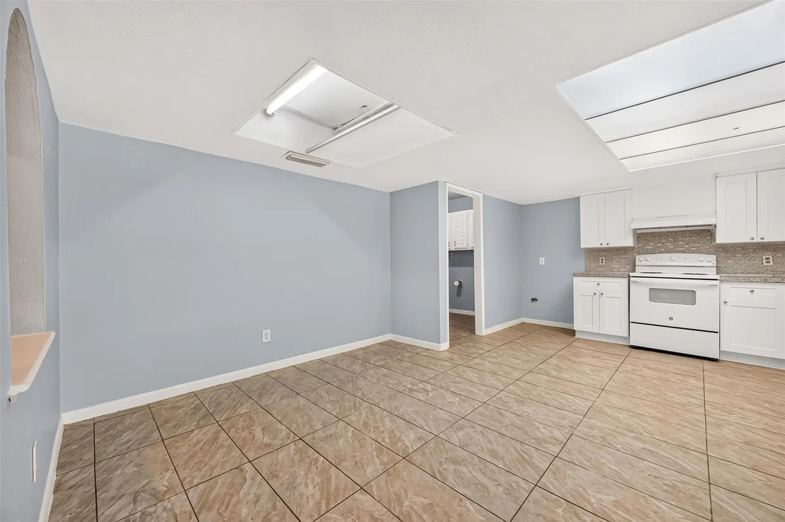 Photo of 5110 Lerwick Drive