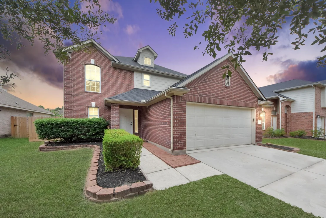 Photo of 7238 Foxshadows Lane