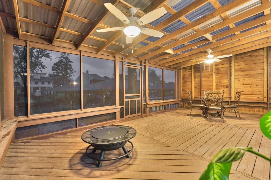 Photo of 807 Paradise Lane