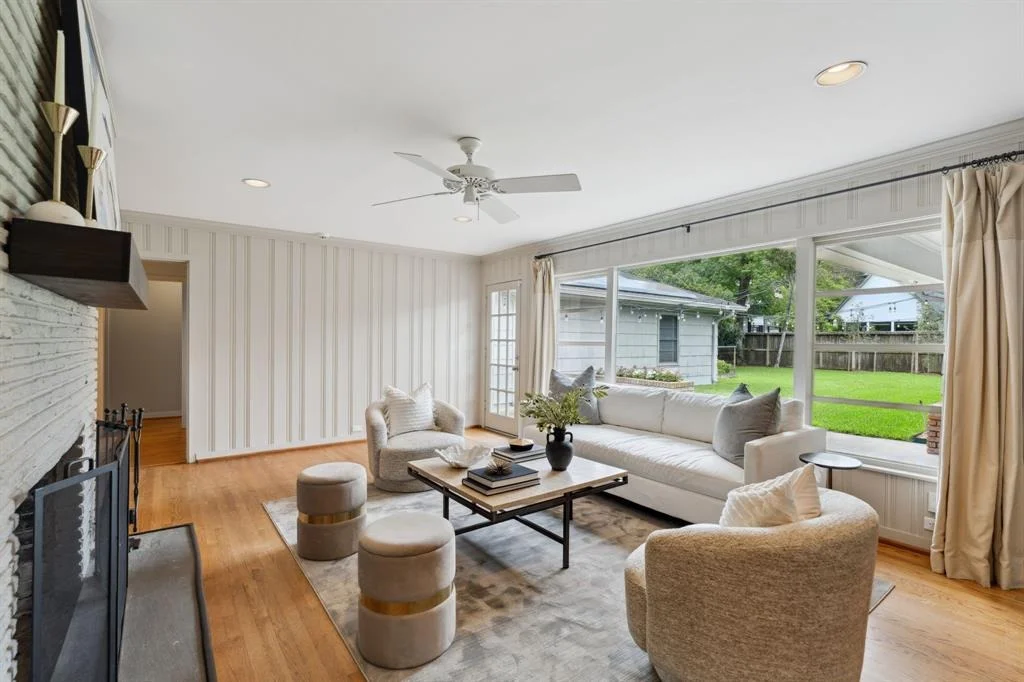Photo of 5627 Del Monte Drive