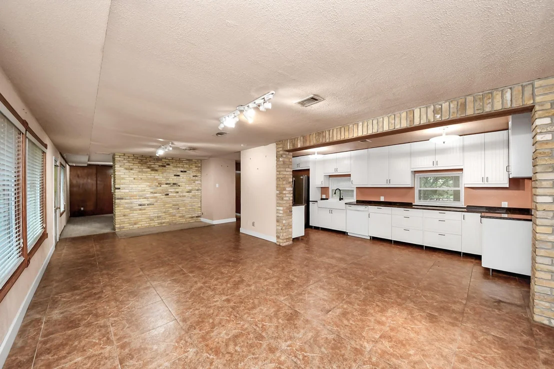 Photo of 10318 Knoboak Drive
