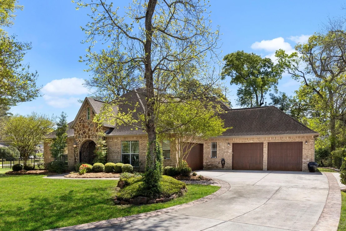 Photo of 27210 Cass Court