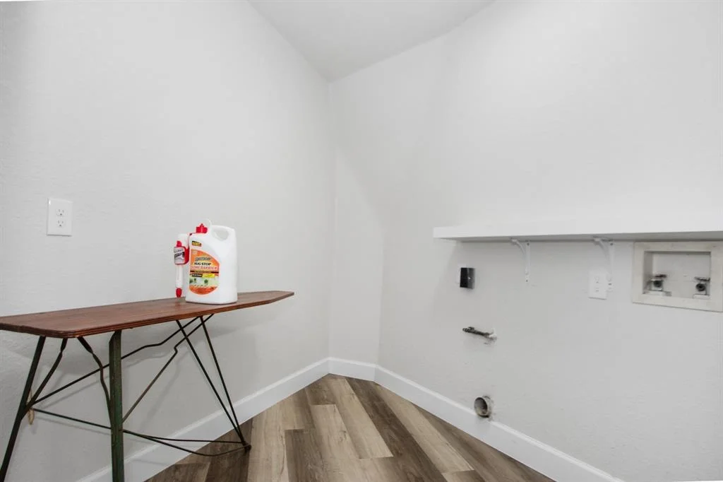 Photo of 907 Longhorn Trail