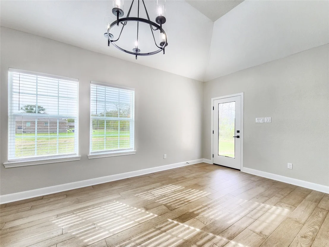 Photo of 345 County Rd 6242
