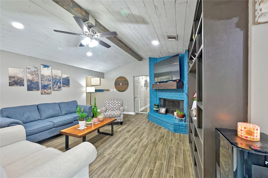 Photo of 618 William Morton Drive