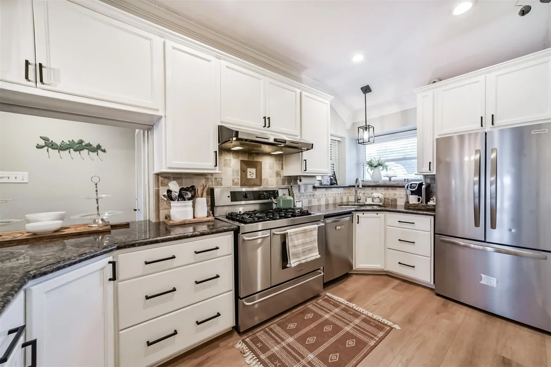 Photo of 1422 Roosevelt Drive