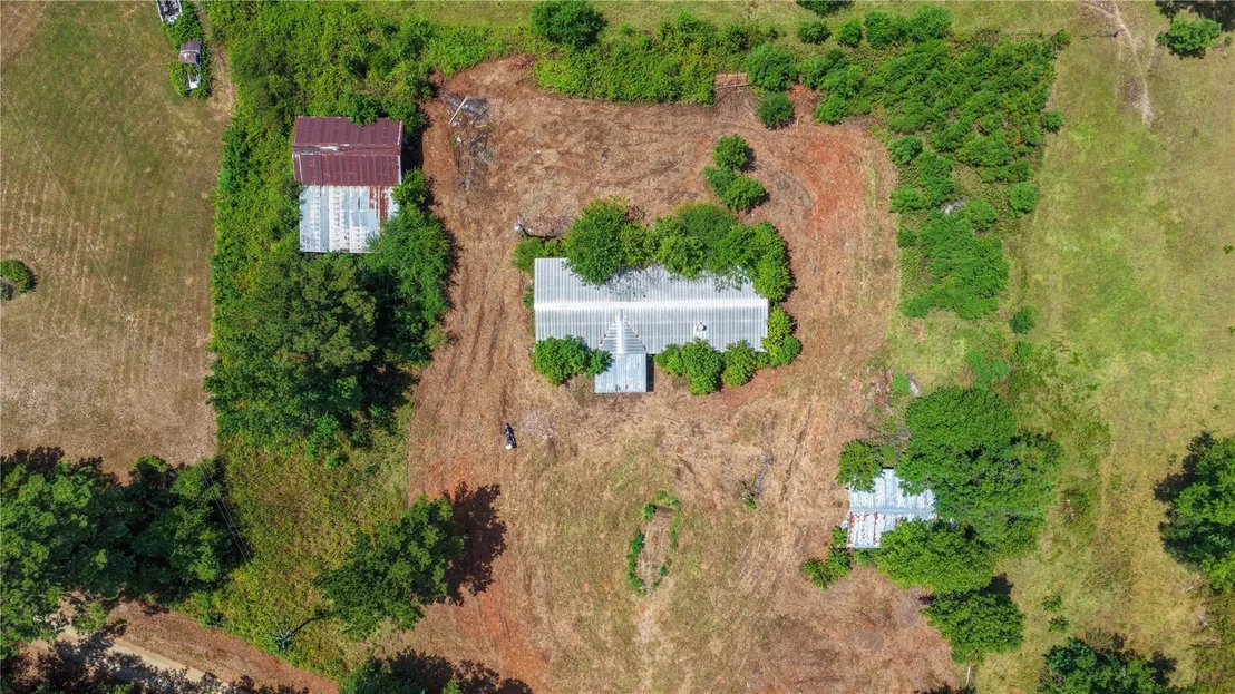 Photo of 2796 Helmic Road