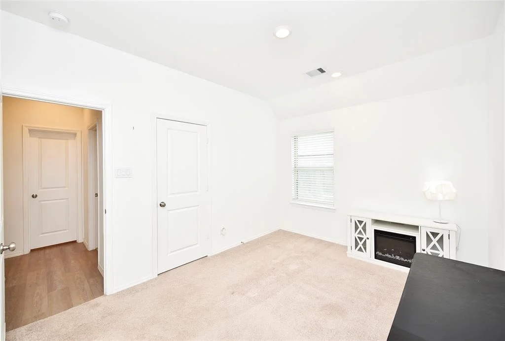 Photo of 4935 Twin Summit Drive