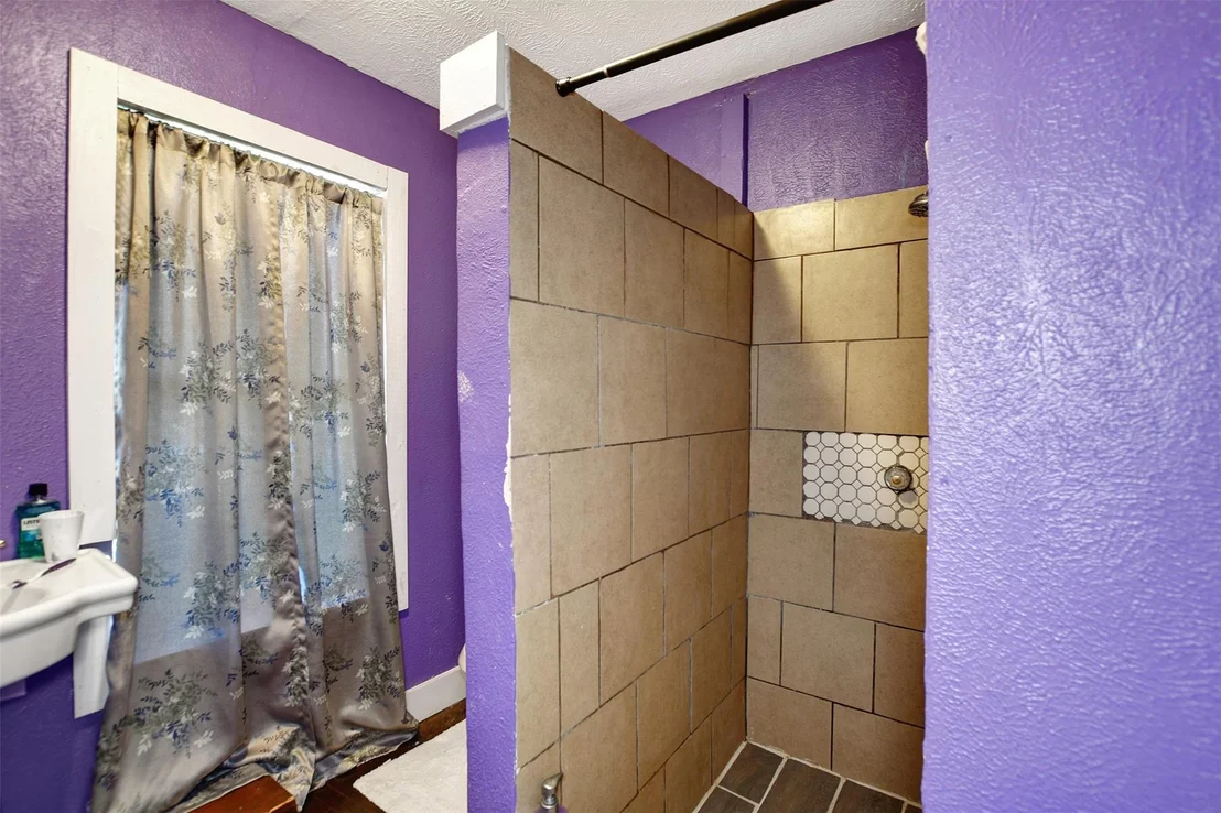 Photo of 4422 Shelton Road