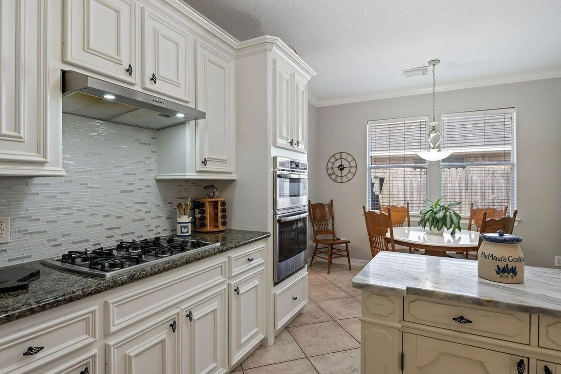 Photo of 2438 Sullivan Lane