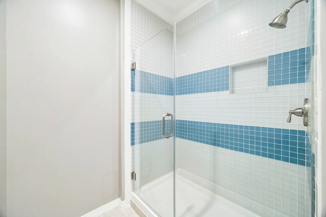 Photo of 907 Enclave Lake Drive