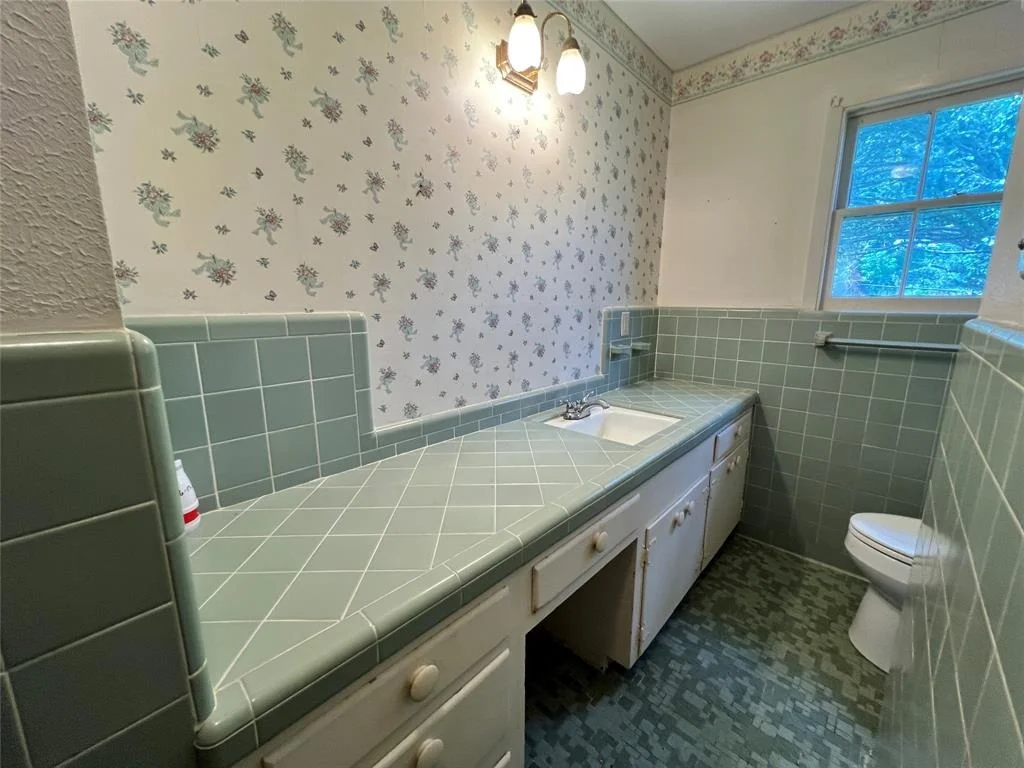 Photo of 5530 Bristol Drive