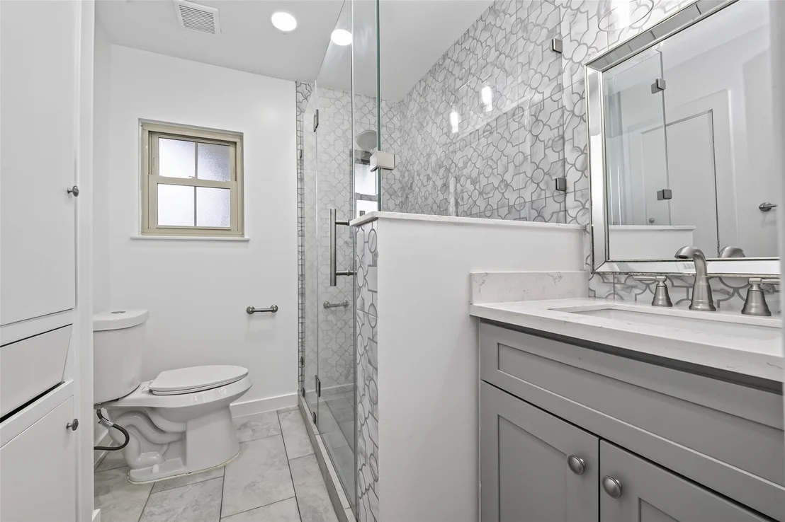 Photo of 6307 Pineshade Lane
