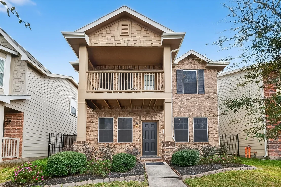 Photo of 7115 Pavilion Drive