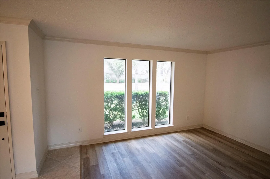 Photo of 14811 Delbarton Drive