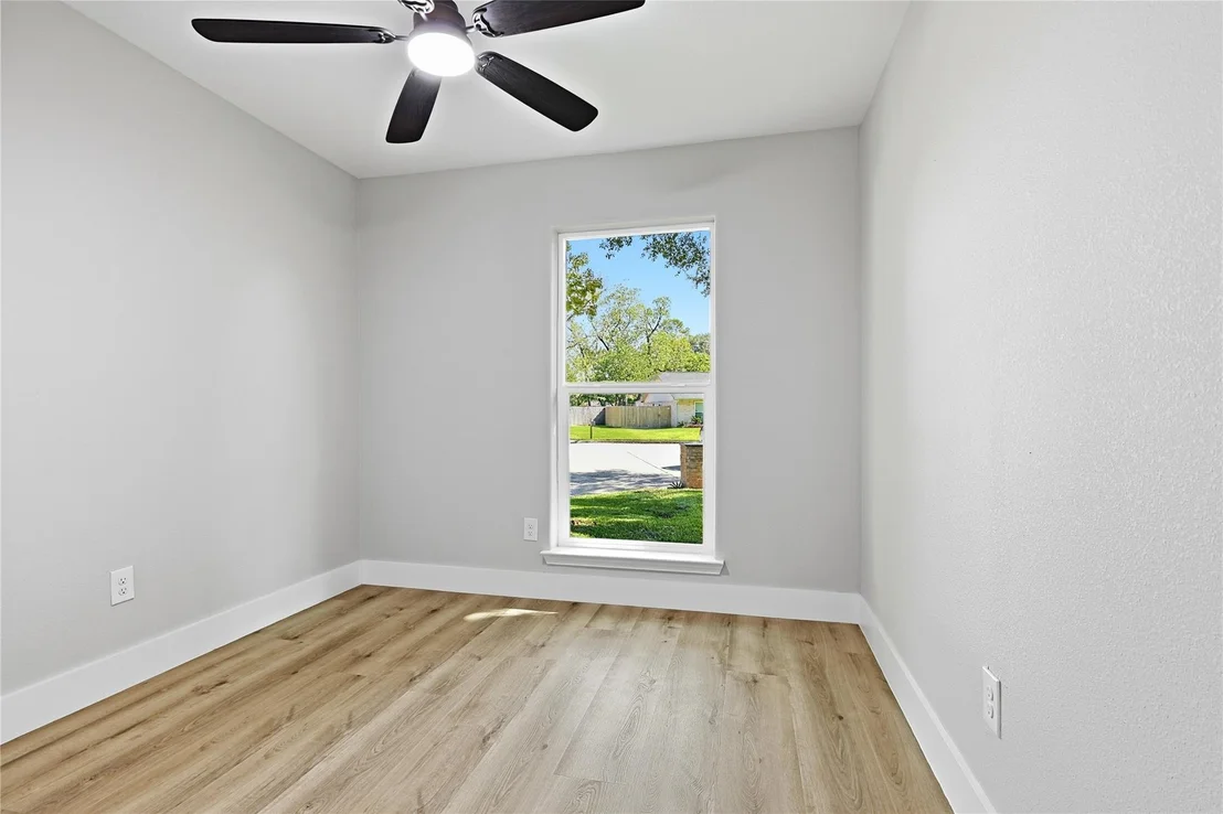 Photo of 11415 Echo Ledge Street