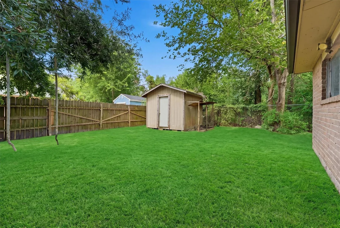 Photo of 12402 Enchanted Path Drive