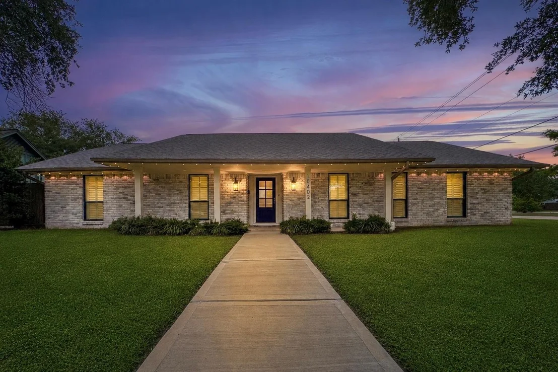 Photo of 10402 Hazelhurst Drive