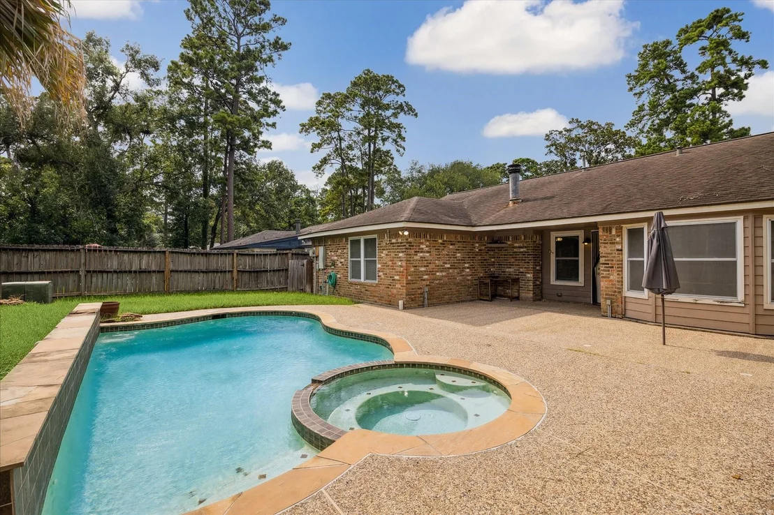 Photo of 2214 Wickburn Drive