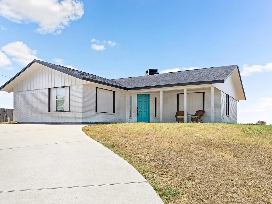 Photo of 2055 Hwy 87