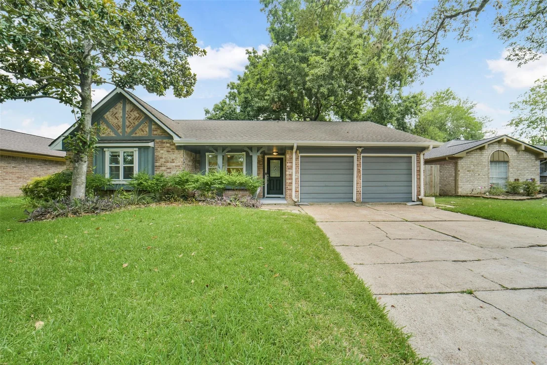 Photo of 12307 Waldemar Drive