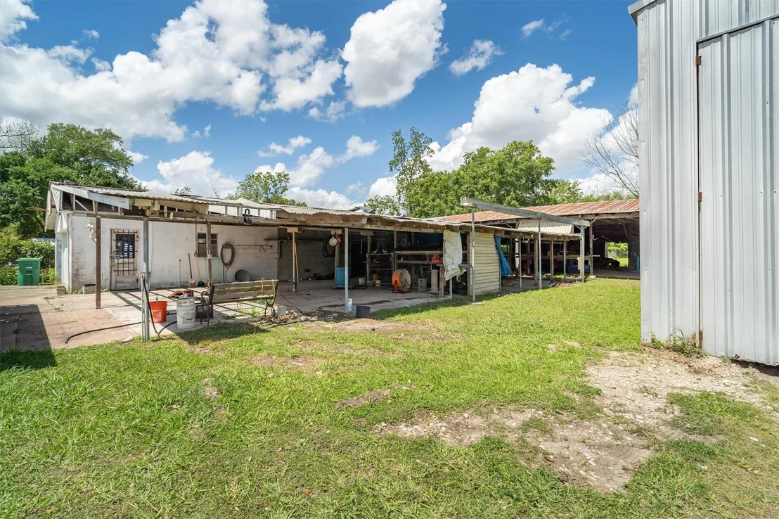 Photo of 7833 Almeda Genoa Road