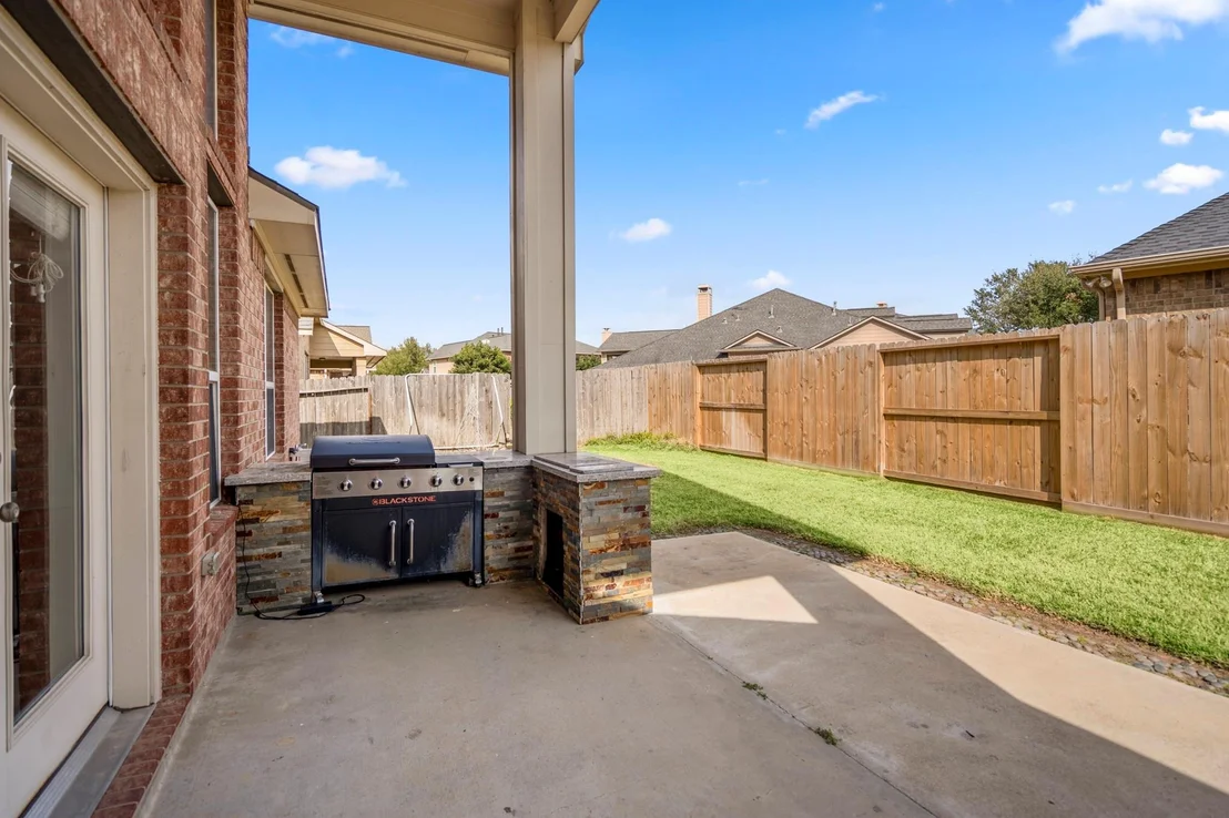 Photo of 18010 Sheldon Pines