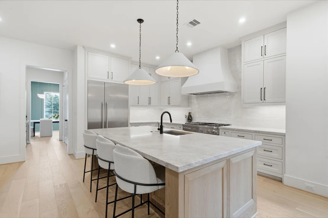 Photo of 1030 Chamboard Lane