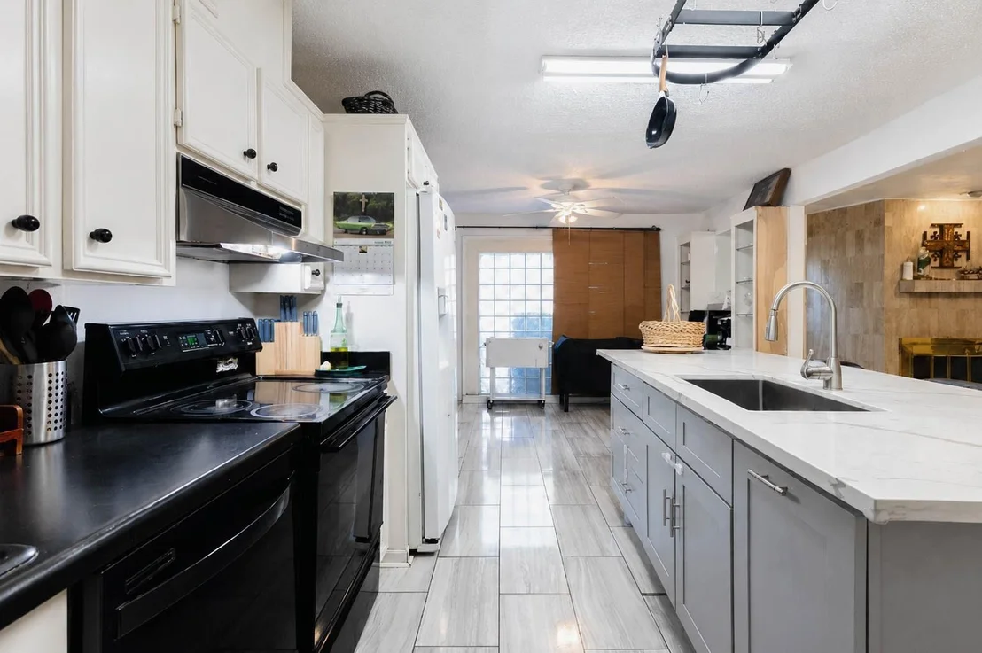 Photo of 601 Westview Terrace Drive