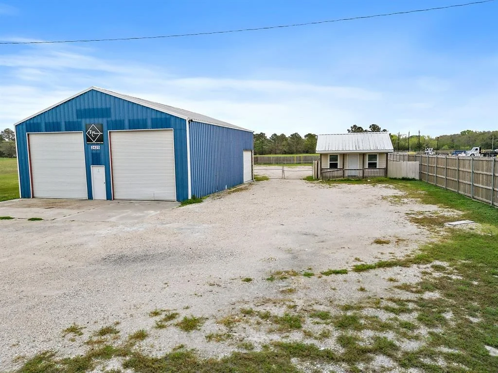 Photo of 2425 State Highway 124