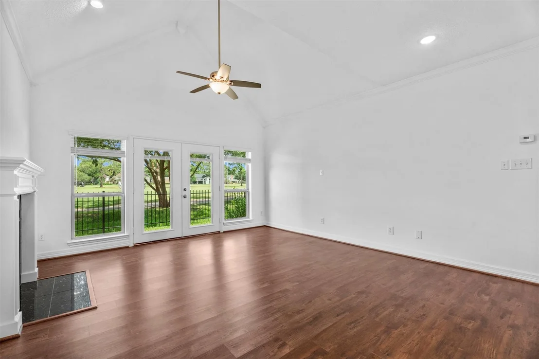 Photo of 7635 Ameswood Road