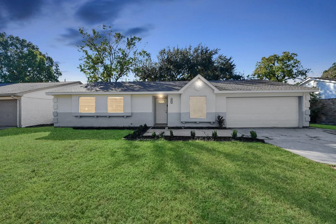 Photo of 6031 Dellfern Drive
