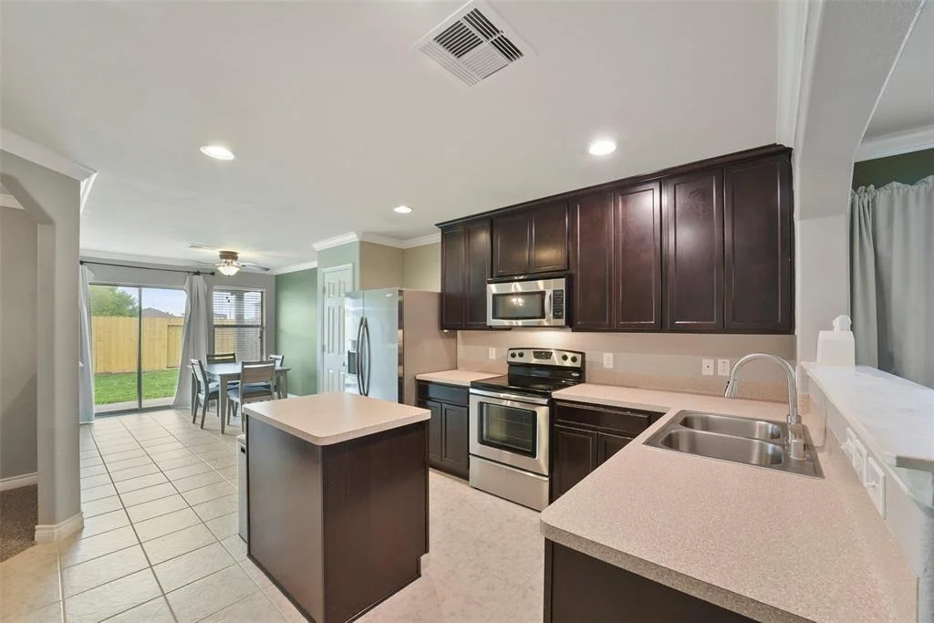 Photo of 1327 Athea Way