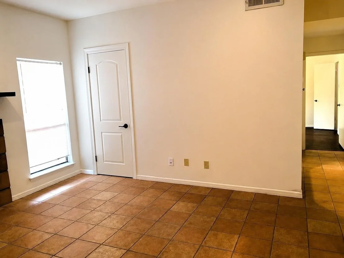 Photo of Unit 21 at 1818 Augusta Drive