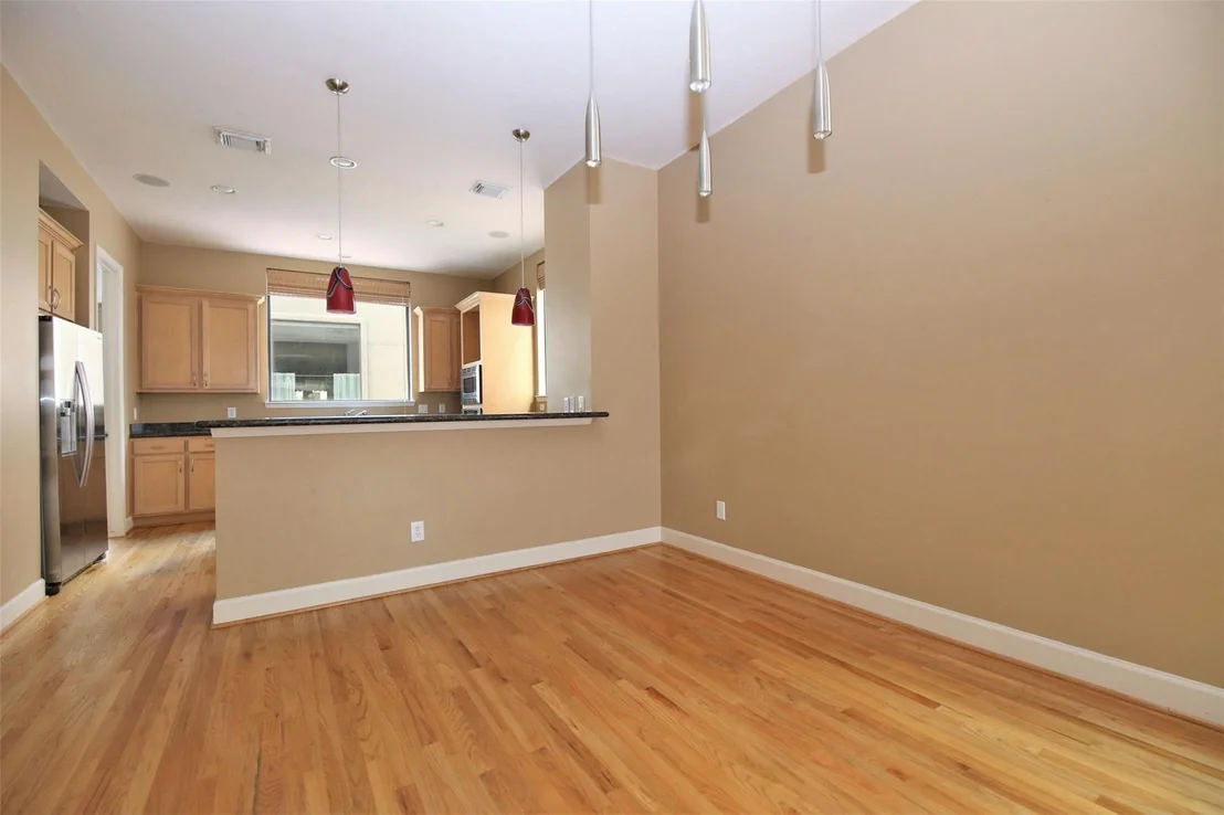Photo of 723 Reinerman