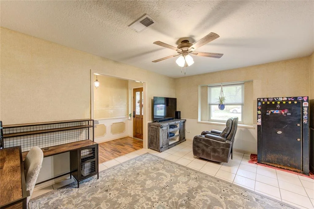 Photo of 26003 Woodglen Drive