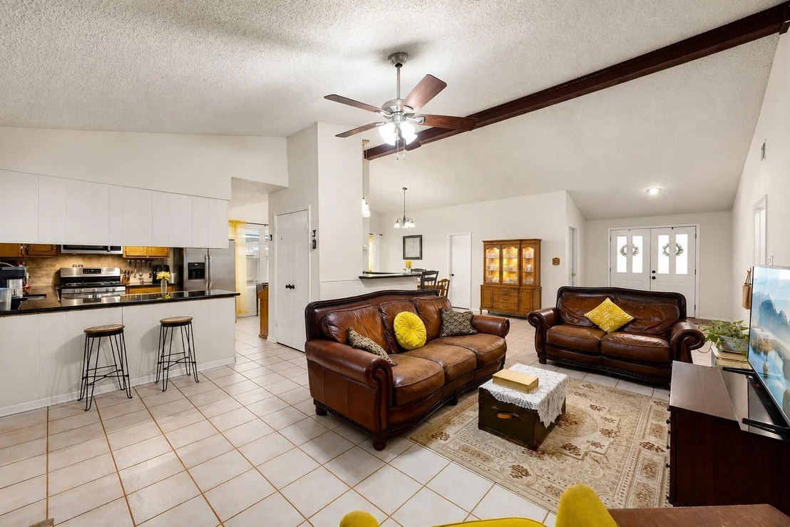 Photo of 17411 Huntersglen Circle