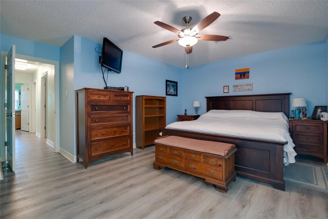 Photo of 1202 Sunset Drive