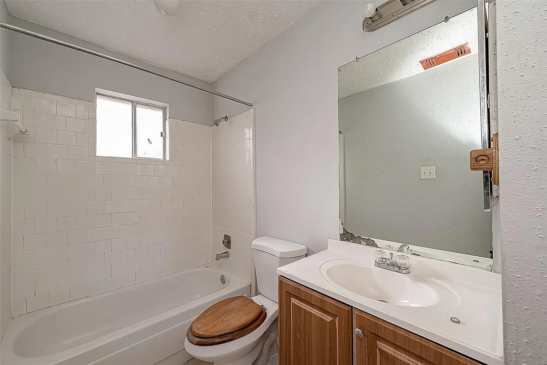 Photo of 7035 Foxfield Lane